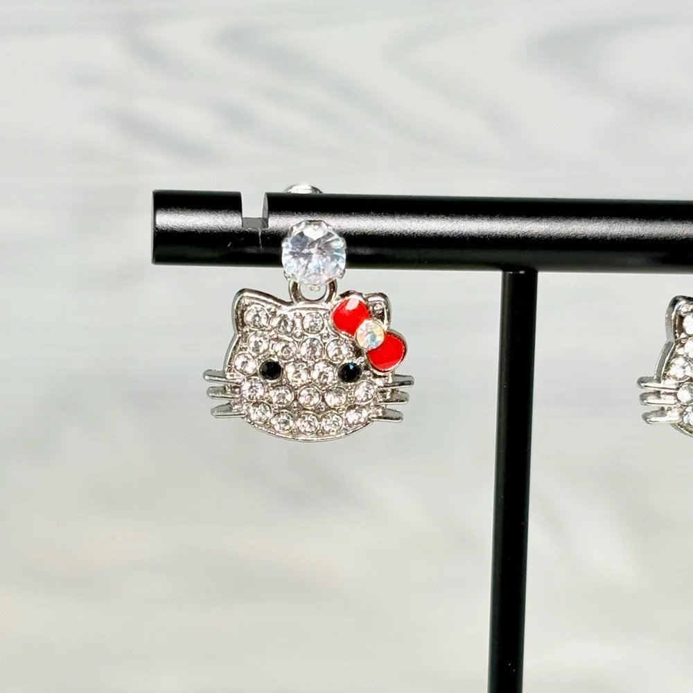 Hello Kitty‎ Crystal Earrings with Red Bow